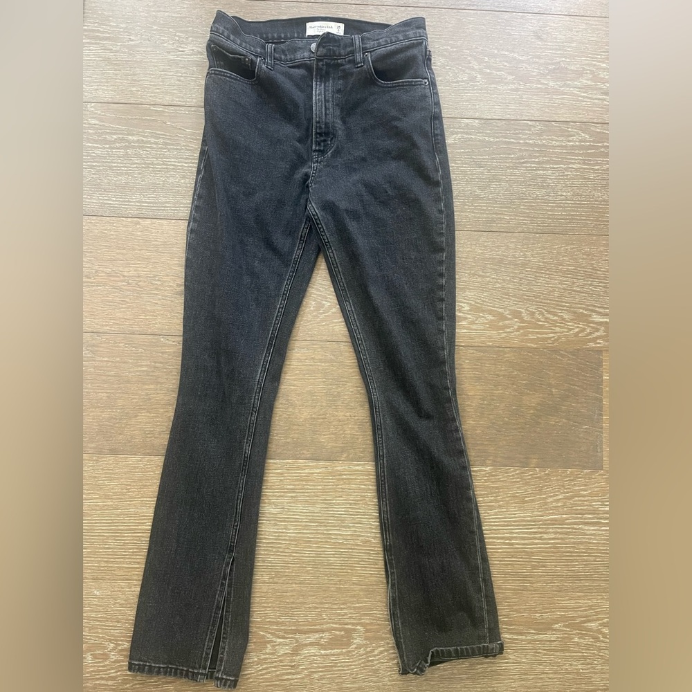 Abercrombie high rise skinny jean in black